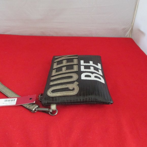 Circus by Sam Edelman Deny Pouch Wristlet Queen Bee - #3465 - Picture 8 of 13